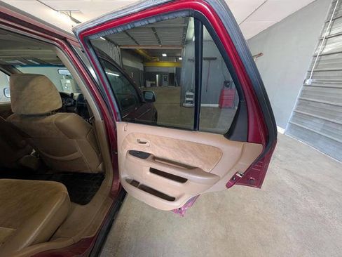 Used 2004 Honda CR-V EX image 28