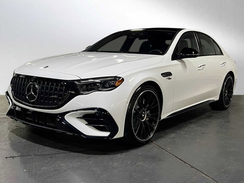 New 2026 Mercedes-Benz E 53 AMG e 4MATIC Sedan image 7