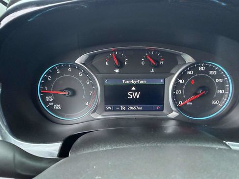 Used 2023 Chevrolet Traverse LT AWD/4WD image 30