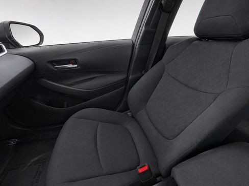 Used 2021 Toyota Corolla LE FWD image 22
