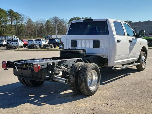New 2026 RAM 3500 Tradesman w/ Chrome Appearance Group image 3