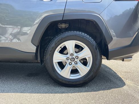 Used 2021 Toyota RAV4 XLE FWD image 28
