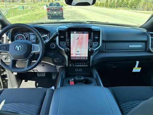 New 2025 RAM 2500 Big Horn image 36
