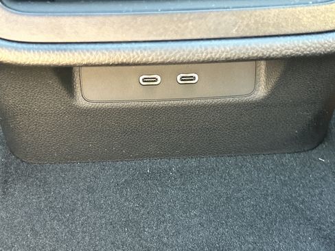 New 2026 Mercedes-Benz E 450 4MATIC Sedan image 38