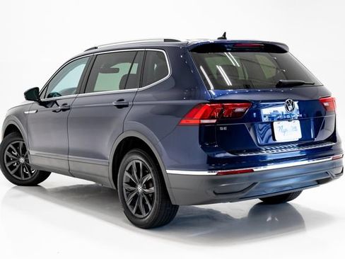 Used 2024 Volkswagen Tiguan SE FWD image 32