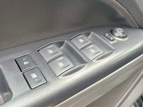 Used 2020 Chevrolet Colorado LT RWD image 15