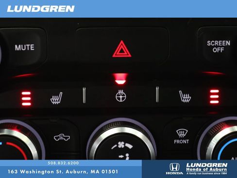 Used 2020 RAM 1500 Big Horn AWD/4WD image 24