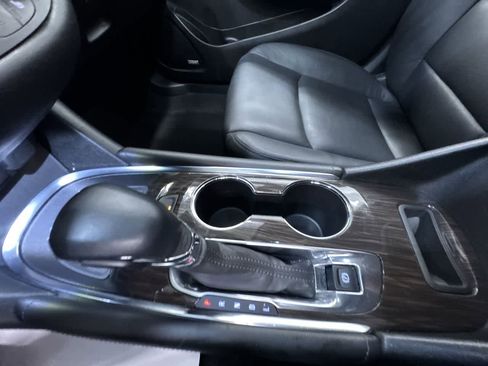 Used 2024 Chevrolet Malibu LT image 33