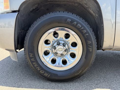 Used 2009 Chevrolet Silverado 1500 LT RWD image 17