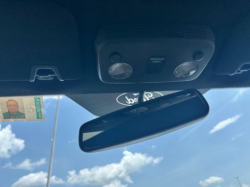 Used 2015 Ford Mustang Coupe RWD image 23