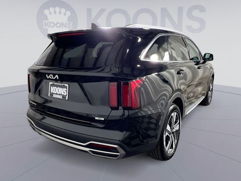 Used 2023 Kia Sorento EX AWD/4WD image 7