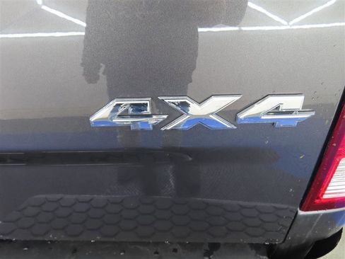 Used 2024 RAM 1500 Classic SLT image 13