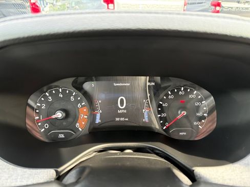 Used 2023 Jeep Compass Latitude w/ Convenience Group AWD/4WD image 16
