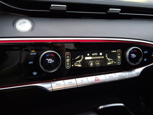 Certified 2024 Genesis GV70 3.5T Sport w/ Sport Prestige Package image 23