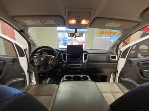 Used 2018 Nissan Titan S w/ S Utility Package image 16