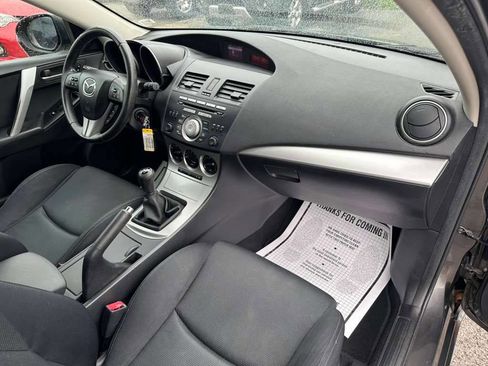 Used 2010 MAZDA MAZDA3 s Sport FWD image 13