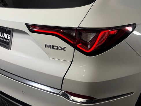 Used 2025 Acura MDX FWD w/ Technology Package image 8