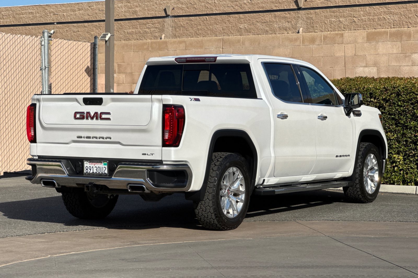Certified 2019 GMC Sierra 1500 SLT w/ SLT Premium Package AWD/4WD image 4