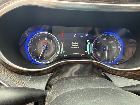 Used 2022 Chrysler Pacifica Pinnacle image 13