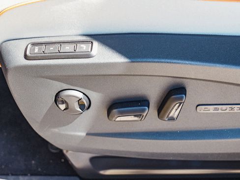 New 2025 Volkswagen ID. Buzz 1st Edition image 22