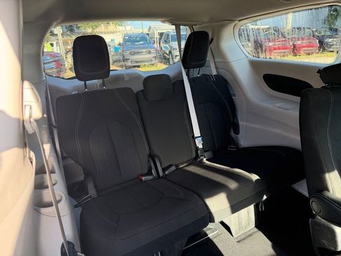 Certified 2023 Chrysler Voyager LX FWD image 30