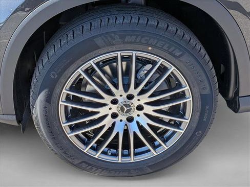 New 2026 Mercedes-Benz GLC 300 4MATIC image 9