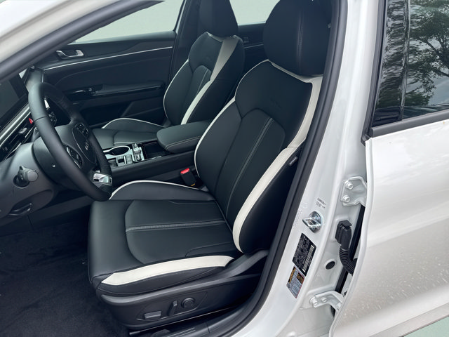 New 2026 Kia K5 GT-Line w/ GT-Line Premium Package FWD image 18