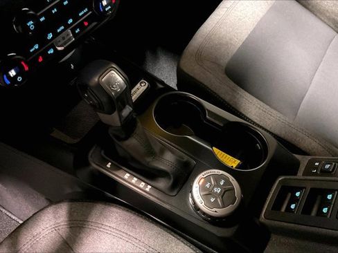 Used 2025 Ford Bronco Big Bend image 17