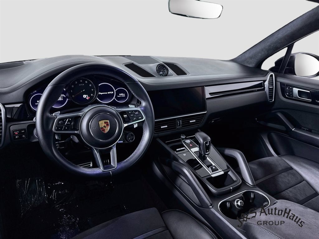 Used 2021 Porsche Cayenne GTS AWD/4WD image 30