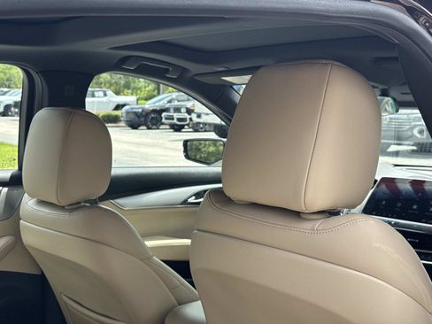 Used 2022 Cadillac CT5 Luxury w/ Sun And Sound Package RWD image 28