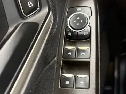 Used 2021 Ford Escape S FWD image 17
