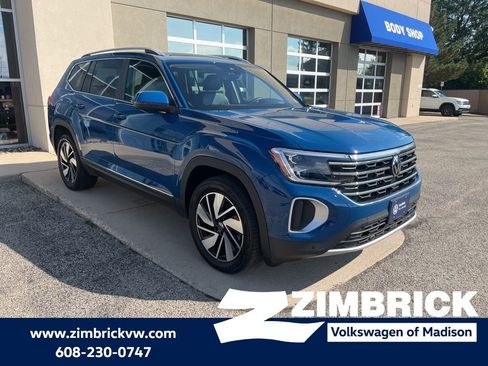 Certified 2025 Volkswagen Atlas SEL image 1