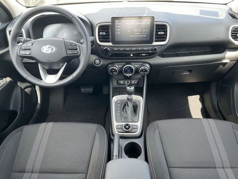New 2026 Hyundai Venue SEL FWD image 10