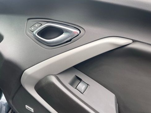 Used 2021 Chevrolet Camaro LT w/ Technology Package RWD image 24