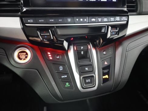 Used 2026 Honda Odyssey Sport-L image 17