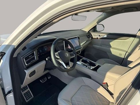 New 2026 Volkswagen Atlas SEL Premium R-Line image 5