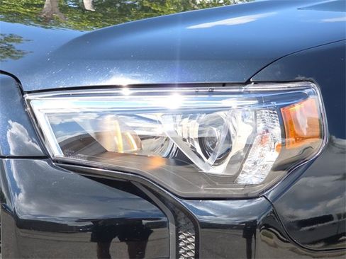 Used 2023 Toyota 4Runner 40th Anniversary SE image 4