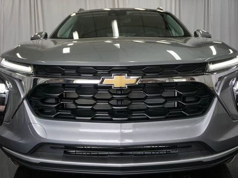 New 2026 Chevrolet Trax LT FWD image 3