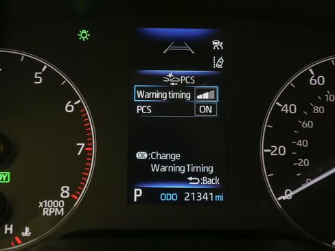 Used 2024 Toyota Corolla Cross AWD Hybrid image 38