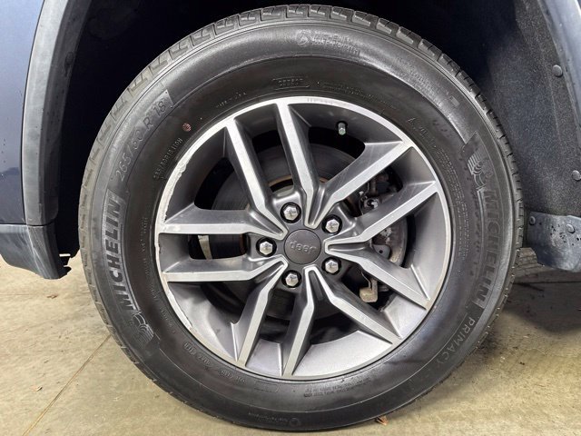 Used 2021 Jeep Grand Cherokee Limited AWD/4WD image 11