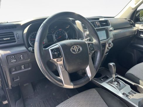 Used 2017 Toyota 4Runner SR5 RWD image 11