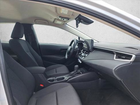 Used 2025 Toyota Corolla LE FWD image 20