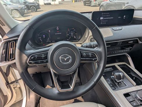 Used 2024 MAZDA CX-90 Plug-In Hybrid w/ Preferred AWD/4WD image 10