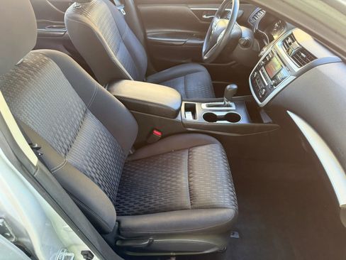 Used 2016 Nissan Altima 2.5 S w/ Power Driver Seat Package FWD image 23