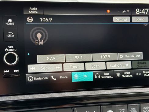 New 2026 Honda Odyssey Touring image 22