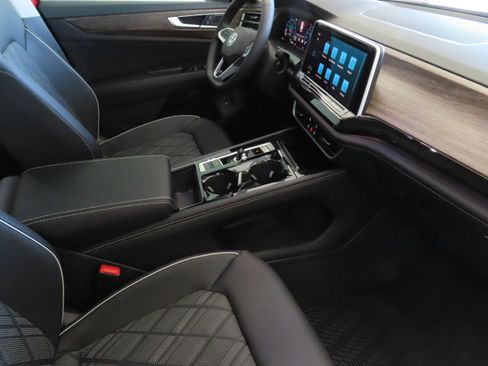 New 2025 Volkswagen Atlas SEL Premium R-Line AWD/4WD image 27