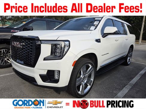 Used 2023 GMC Yukon XL SLT w/ SLT Premium Package RWD image 1