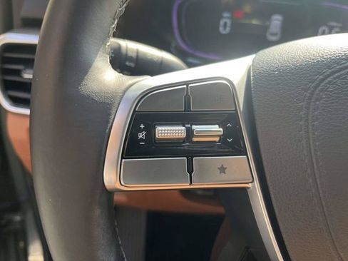 Used 2025 Kia Telluride AWD image 24