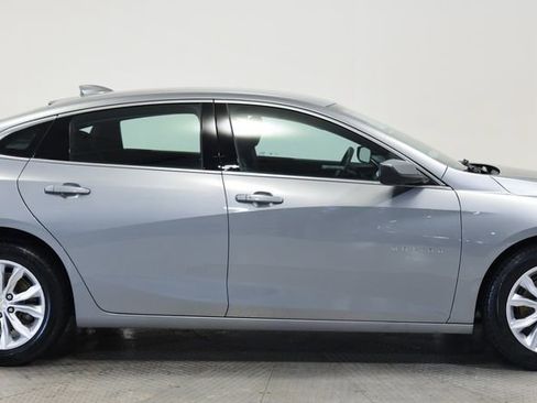 Used 2023 Chevrolet Malibu LT FWD image 15