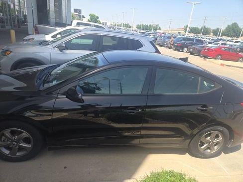 Used 2017 Hyundai Elantra ECO FWD image 6